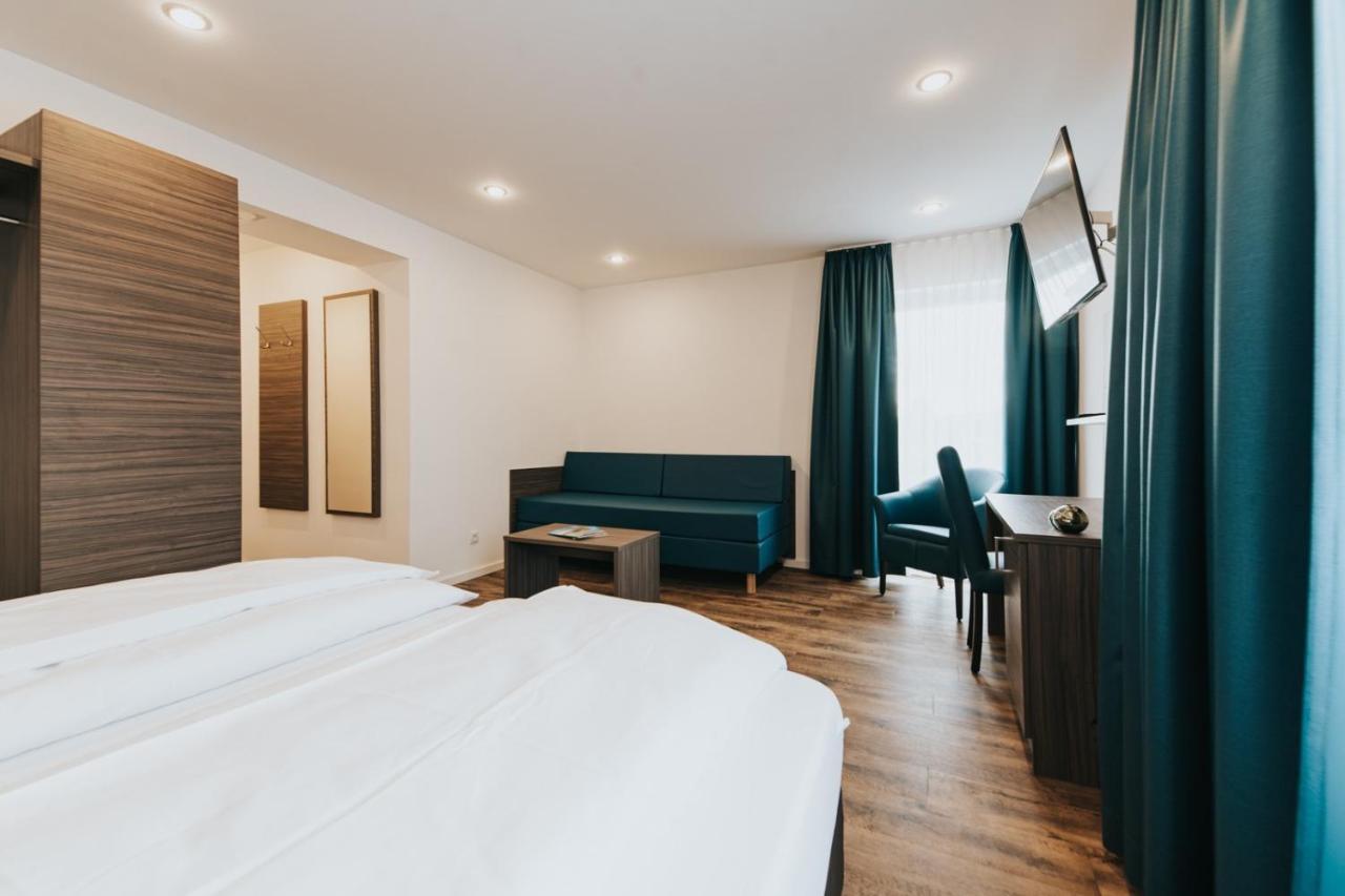 Hotel Restaurant Adria Stuben Bruehl Екстериор снимка