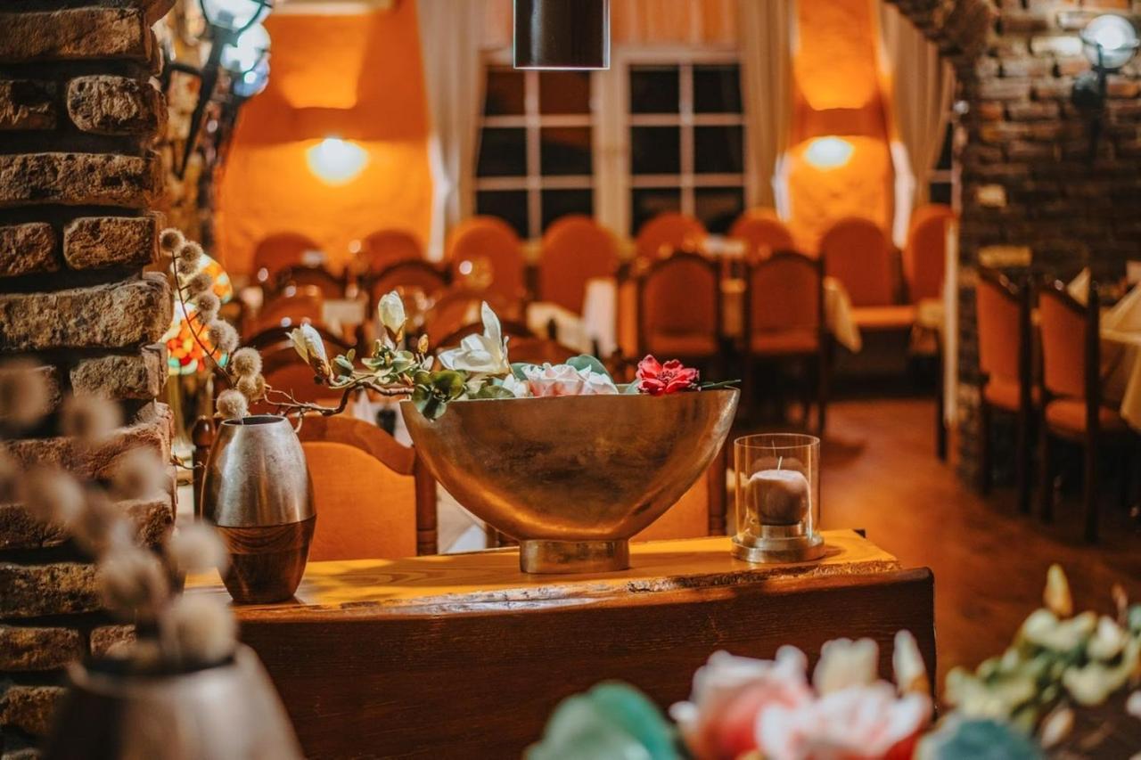 Hotel Restaurant Adria Stuben Bruehl Екстериор снимка
